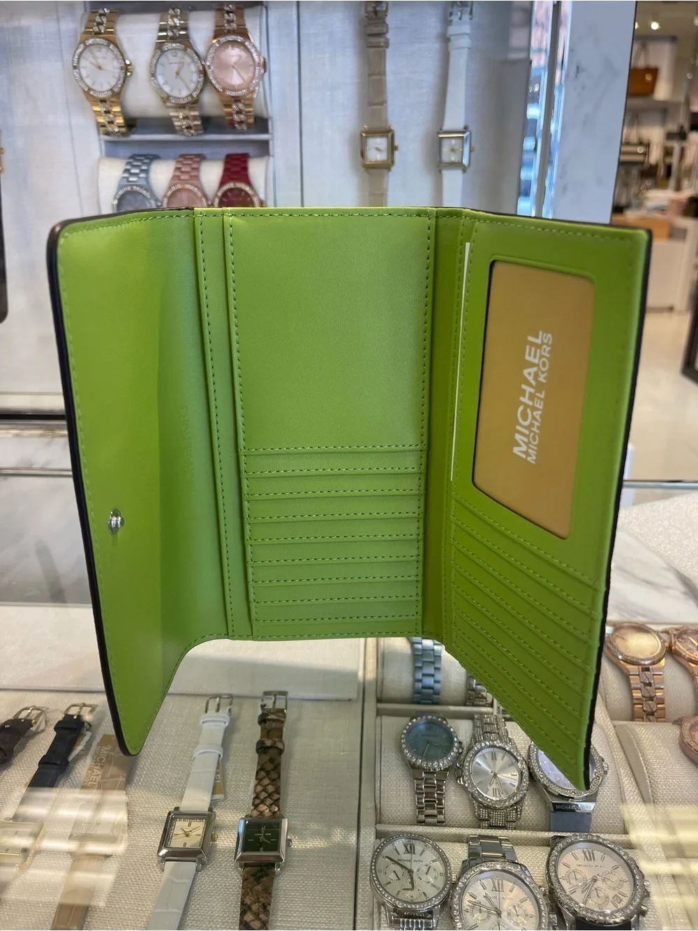 Michael KORS Jet Set Large Signature Logo Tri-Fold Wallet Trifold Lime NWT